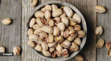 Pistachios are rich in antioxidants, including vitamin E, lutein and zeaxanthin.  These antioxidants help protect cells from oxidative damage caused by free radicals.
